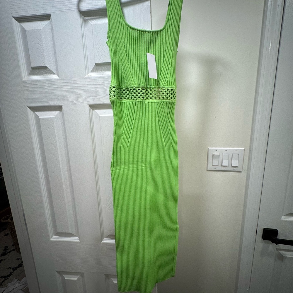 Green Sleeveless Dress